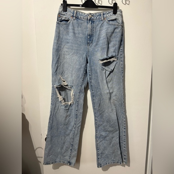 🎉4/30$🎉 Garage Light Blue Distressed Flare Jeans - Picture 1 of 6